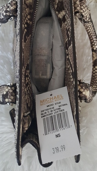 MICHAEL KORS MICRO STUDDED DILLON SMALL SATCHEL E - Picture 5 of 8